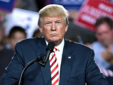 Доналд Тръмп иска да атакува Amazon