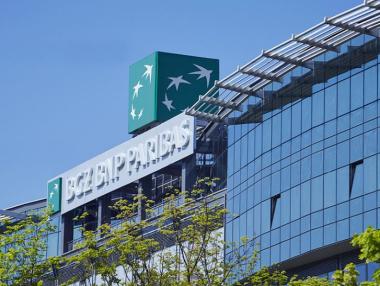 BNP Paribas купува банковите активи на Raiffeisen в Полша