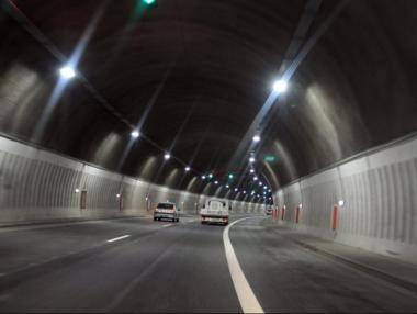 АПИ обеща да се работи по тунел „Кривия“ само през нощта