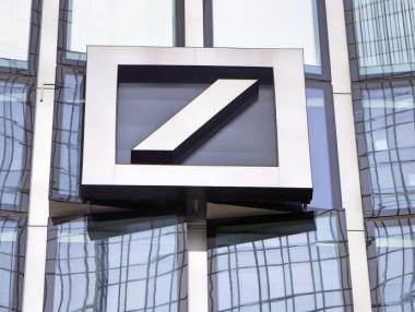 Deutsche Bank пресмята колко ще ѝ струва да излезе от инвестиционното банкиране