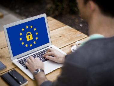 GDPR се роди заради Google и Facebook