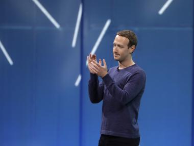 Зукърбърг смята, че „поправката“ на Facebook ще отнеме 3 години