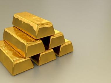 Корейски чистач намери 7 златни кюлчета на стойност $325 000 в кофа за смет