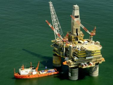 „Газпром нефт”: $60 за барел петрол е оптимална цена за пазара в близките години