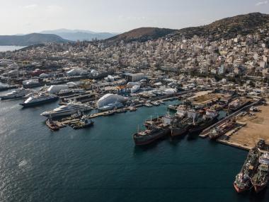 Гърция отново е блокирана от стачки и протести