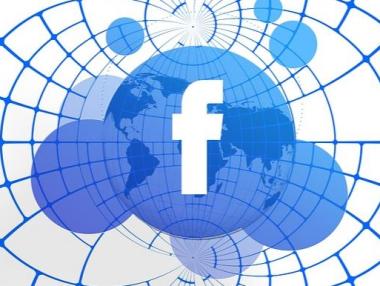 Facebook е споделяла данни на потребители и с китайски компании