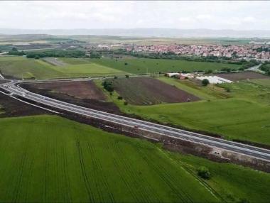 Жители на Ахелой протестират срещу новия път „Слънчев бряг“ – Поморие