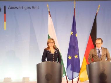 Захариева: Решението за миграцията може да бъде само общоевропейско