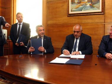 ГЕРБ и „Патриотите“ нагласиха акциза на IQOS - някъде по средата