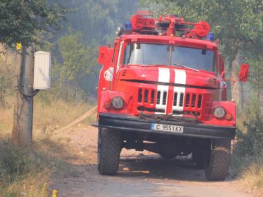 България предложи помощ на Гърция в битката с пожарите