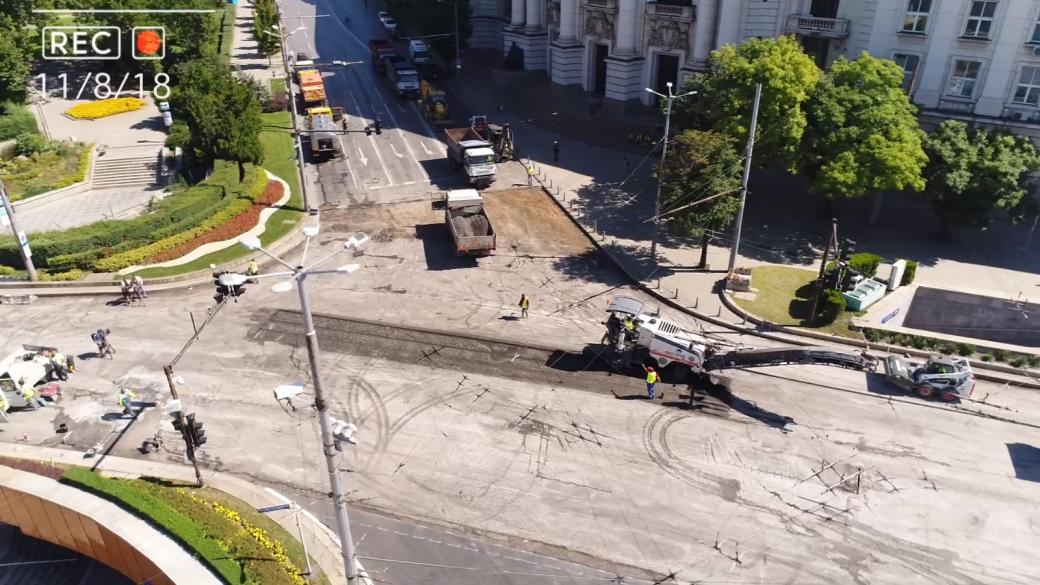 Столична община запечата ремонта на кръстовището при СУ в кратко видео