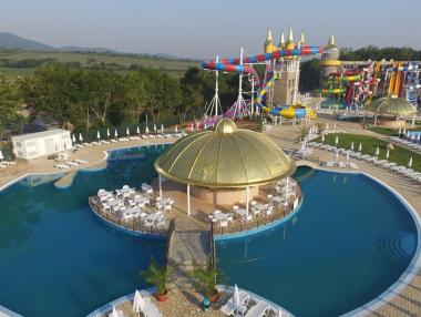 Аквапаркът в Равадиново обори в съда решението на НАП за затваряне