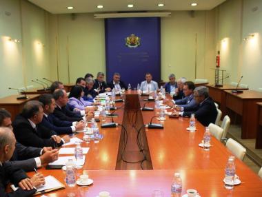 Петкова очаква търгът за АЕЦ „Белене” да стартира до края на октомври