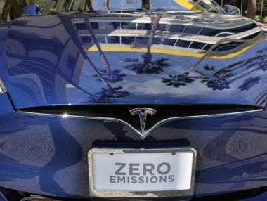 Tesla за пръв път изпревари Mercedes по продажби в САЩ