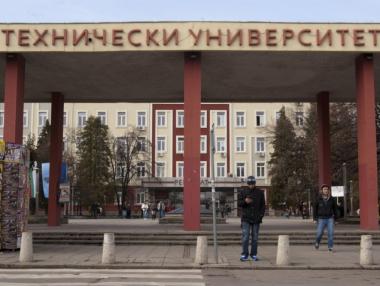 120 компании на Дни на кариерата в Технически университет