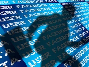 Facebook глобена с £500 000 заради скандала с Cambridge Analytica