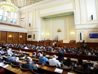 Продължава гласуването на Бюджет 2019