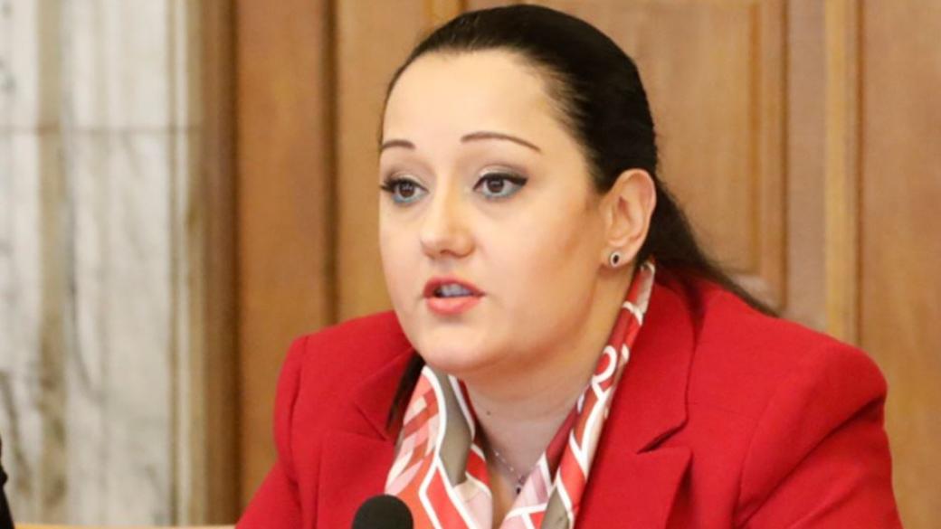 Лиляна Павлова няма да е министър от 1 януари