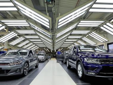 Volkswagen ще съкрати 7 000 работни места в Германия