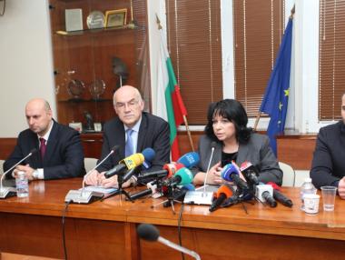 Държавата обеща да увеличи количеството ток на борсата