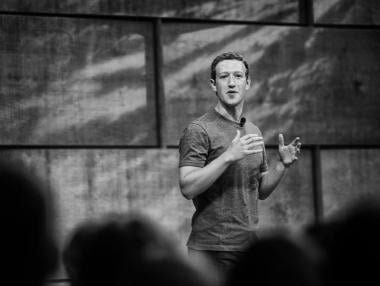 Зукърбърг написа статия в защита на Facebook, но не във Facebook